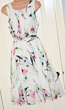 RAIL 1 2 - Floaty Phase Eight