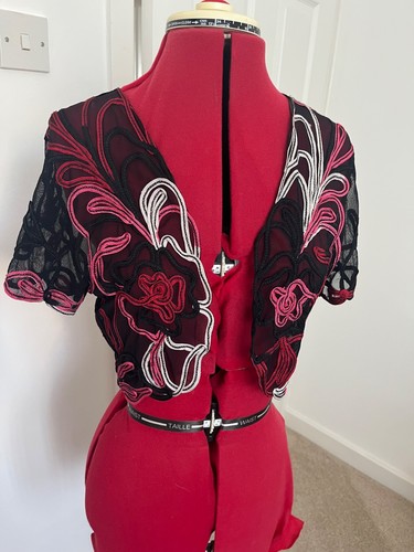 Phase eight black and reds - eight,